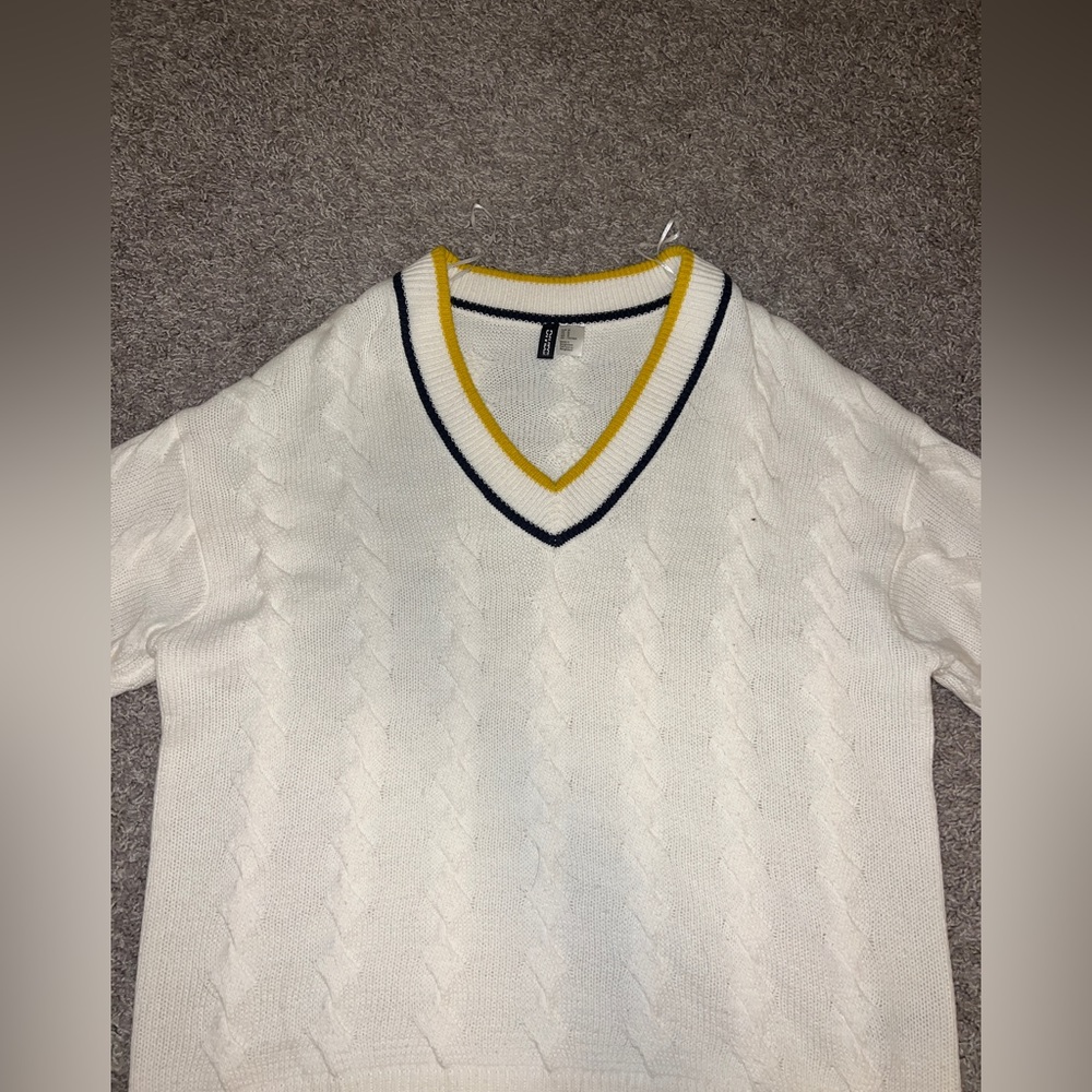 H&M oversized sweater size m